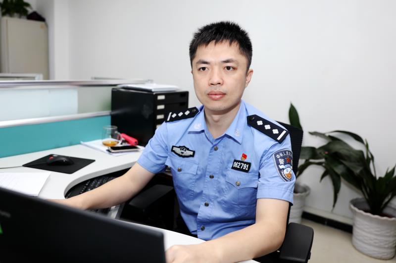 每日警星｜谢鸿武：从办案能手到民生警务专家