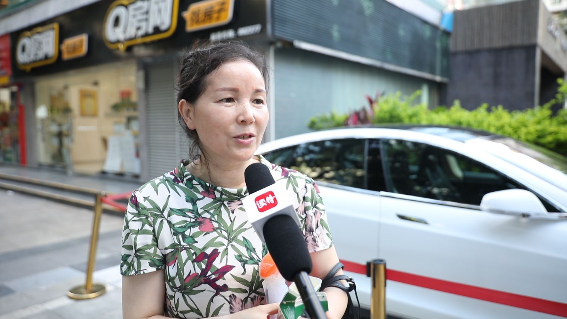 新闻路上说说说︱7月大女婴疑遭保姆扇耳光？到底该怎么杜绝？