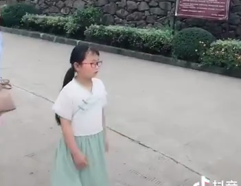 网友找到租客抖音号！两人三月内游遍全国，最后一条视频有子欣