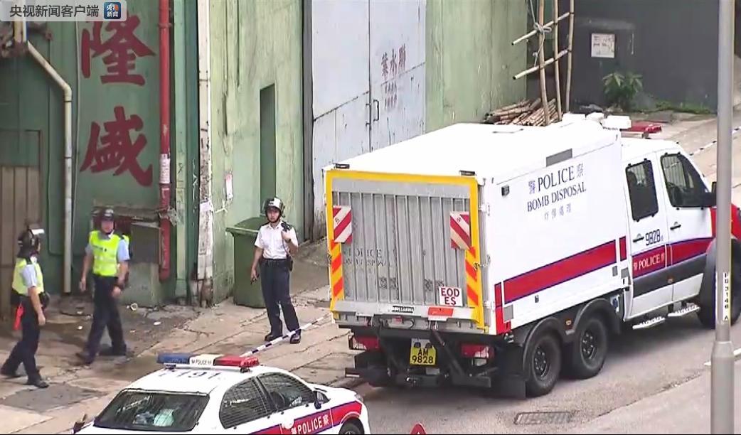 香港警方发现大批疑似爆炸品 封锁现场引爆，1人被捕