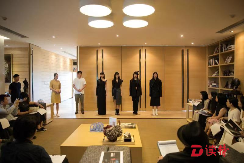 2019全球新锐女装设计师邀请赛举行评审会初评