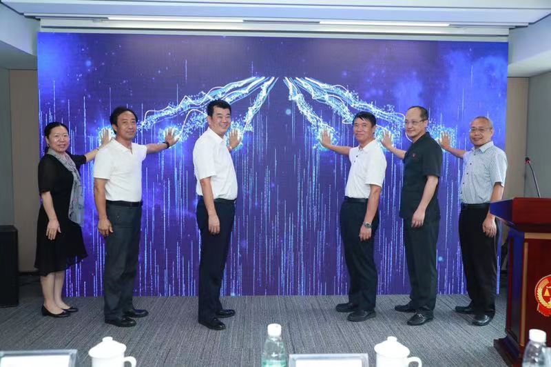 南山法院民商事速裁中心启用