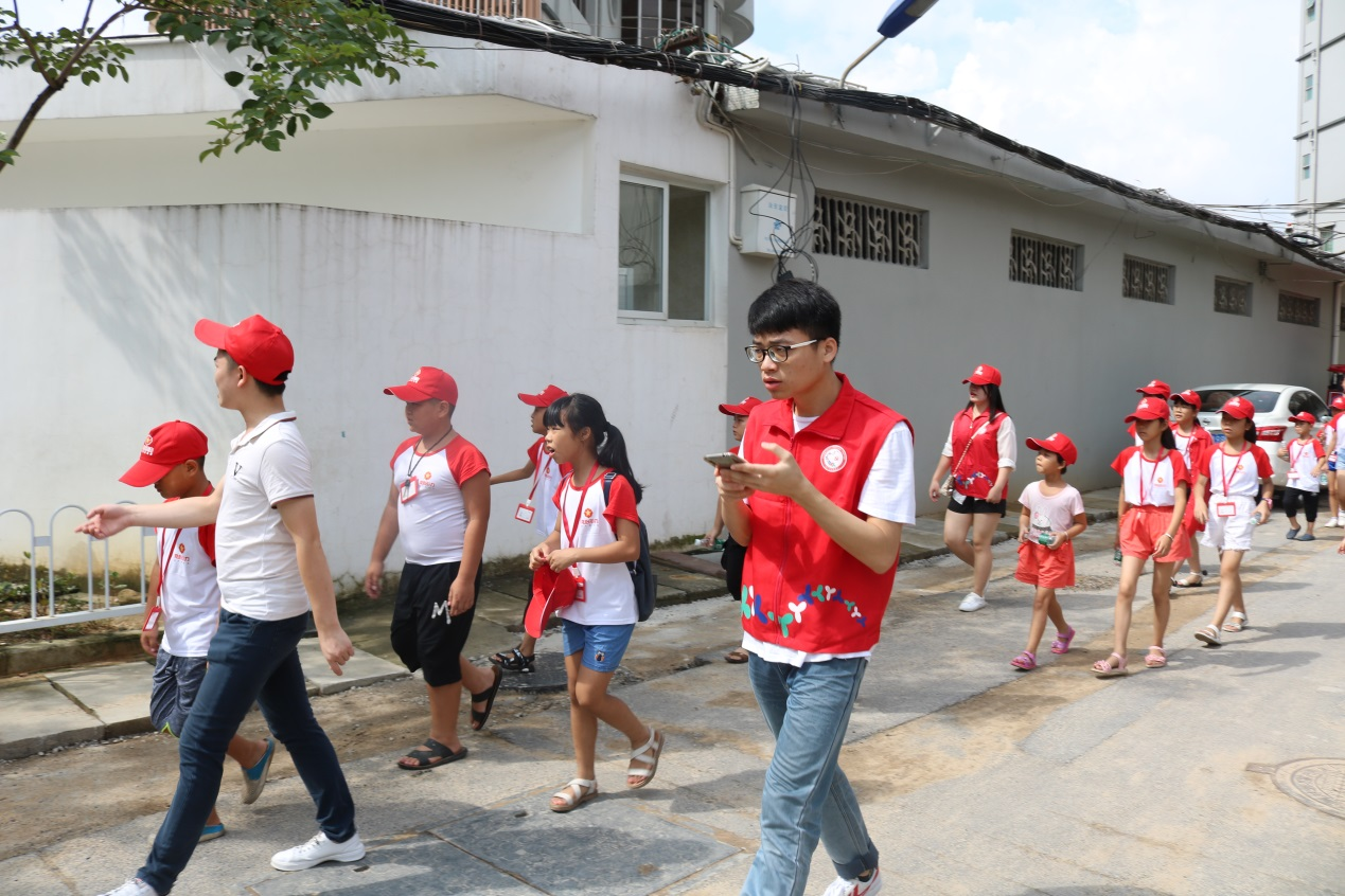 从小树立共建共治理念！马田“小书记”夏令营开营