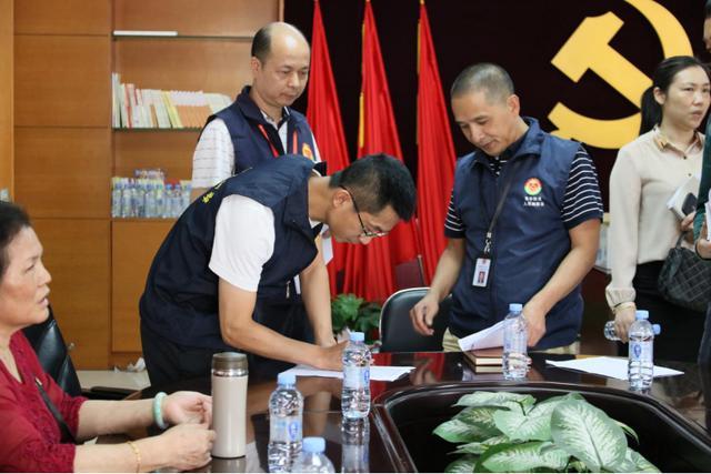 深圳十二时辰：除了最赞的垃圾分类，还有最硬核的人民调解