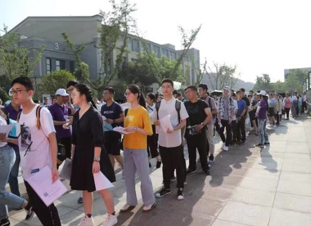 港中大（深圳）本科录取分连续四年居广东省内院校之首   