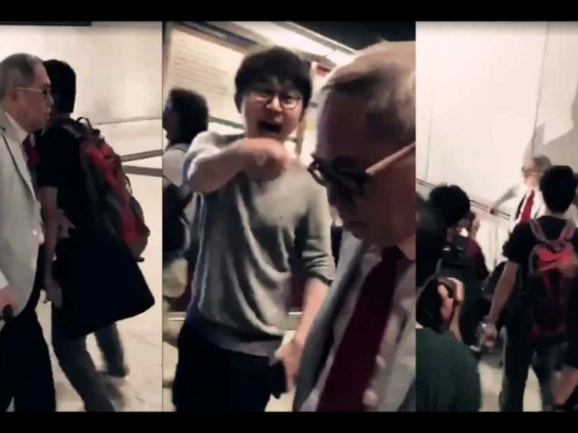 没人性！香港国际机场多人围攻老人，网友看后都怒了