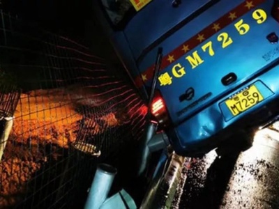7死11伤，5名乘客惨被甩落十米桥下！广东大巴侧翻事故原因披露！