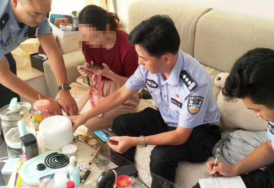 真假警对峙破骗局，南山警方拦截两宗假冒公检法诈骗警情