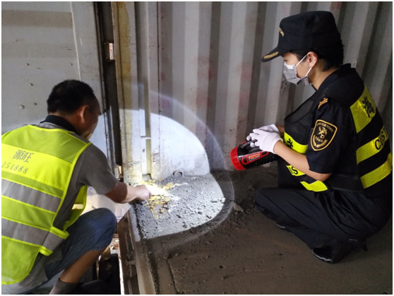 严格把关！深圳海关半年检出123批次不合格商品