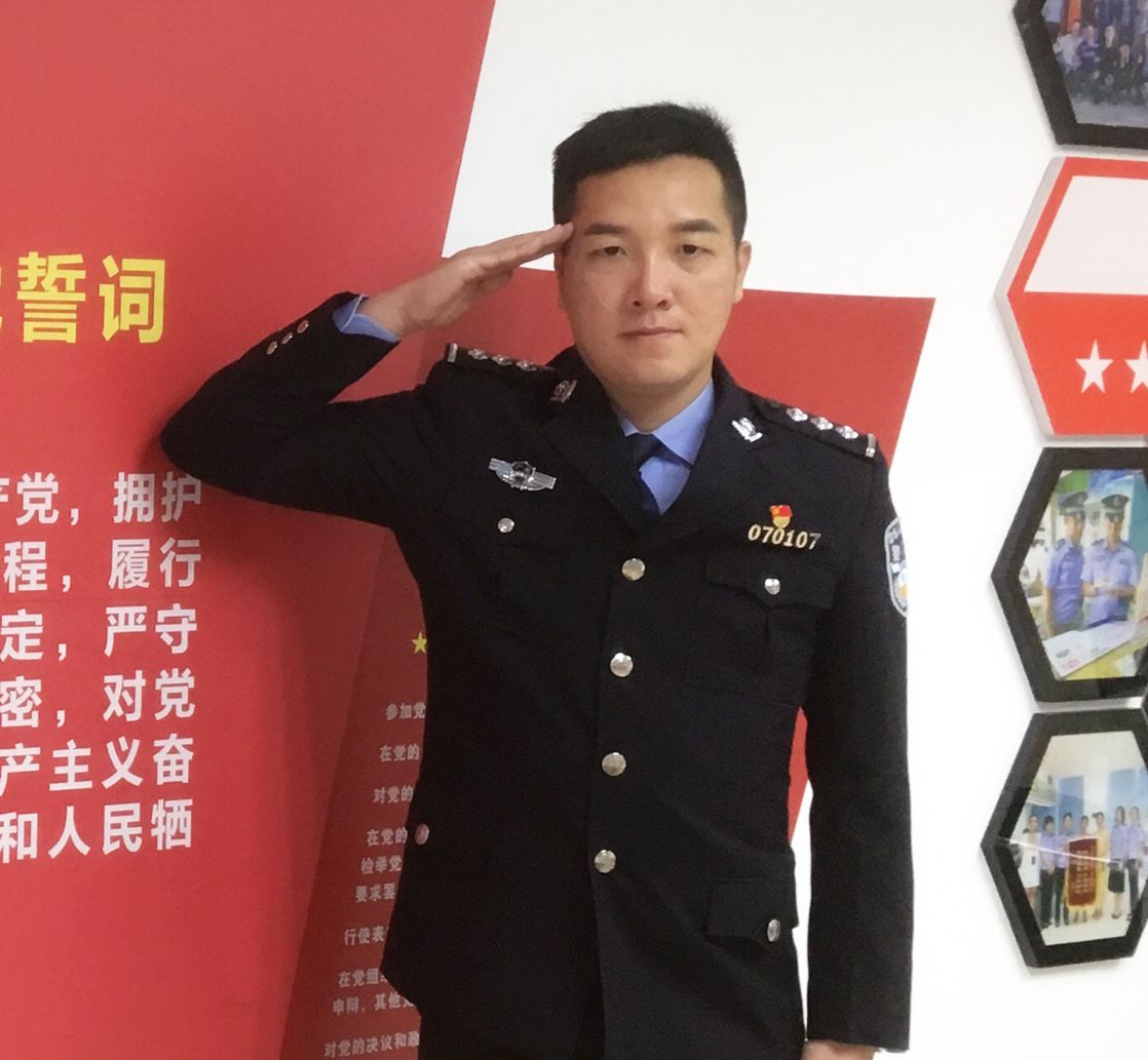 每日警星｜余云鹏：打击“黄赌”的急先锋