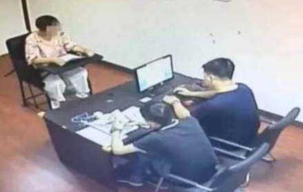 一人分饰两男三女，“戏精”男诈骗女主播情感3年多