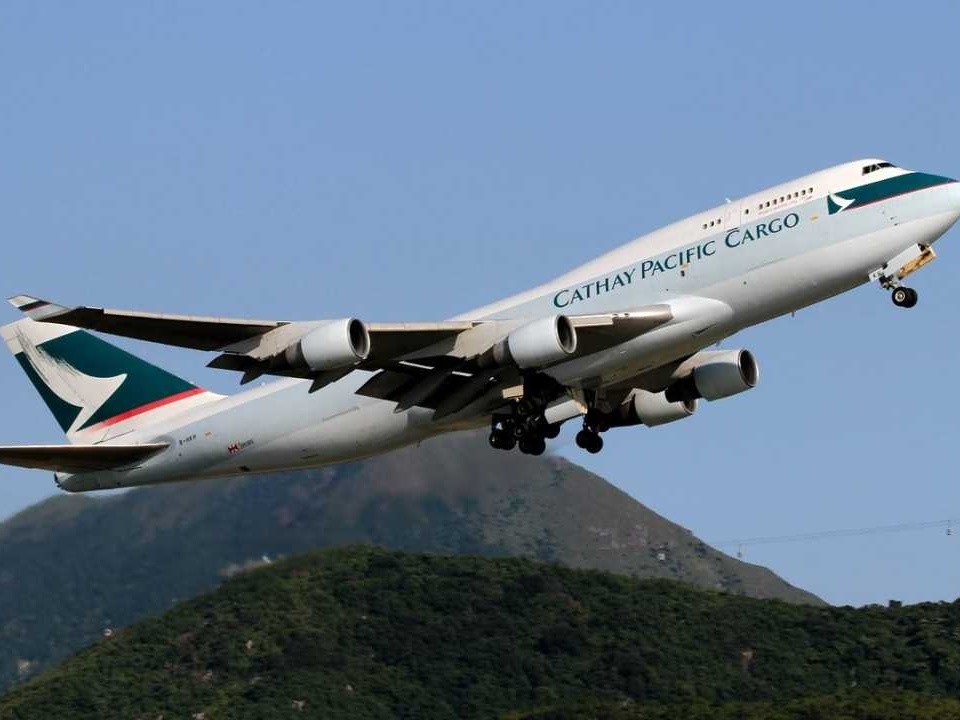 香港国泰航空发布声明：拥护“一国两制”
