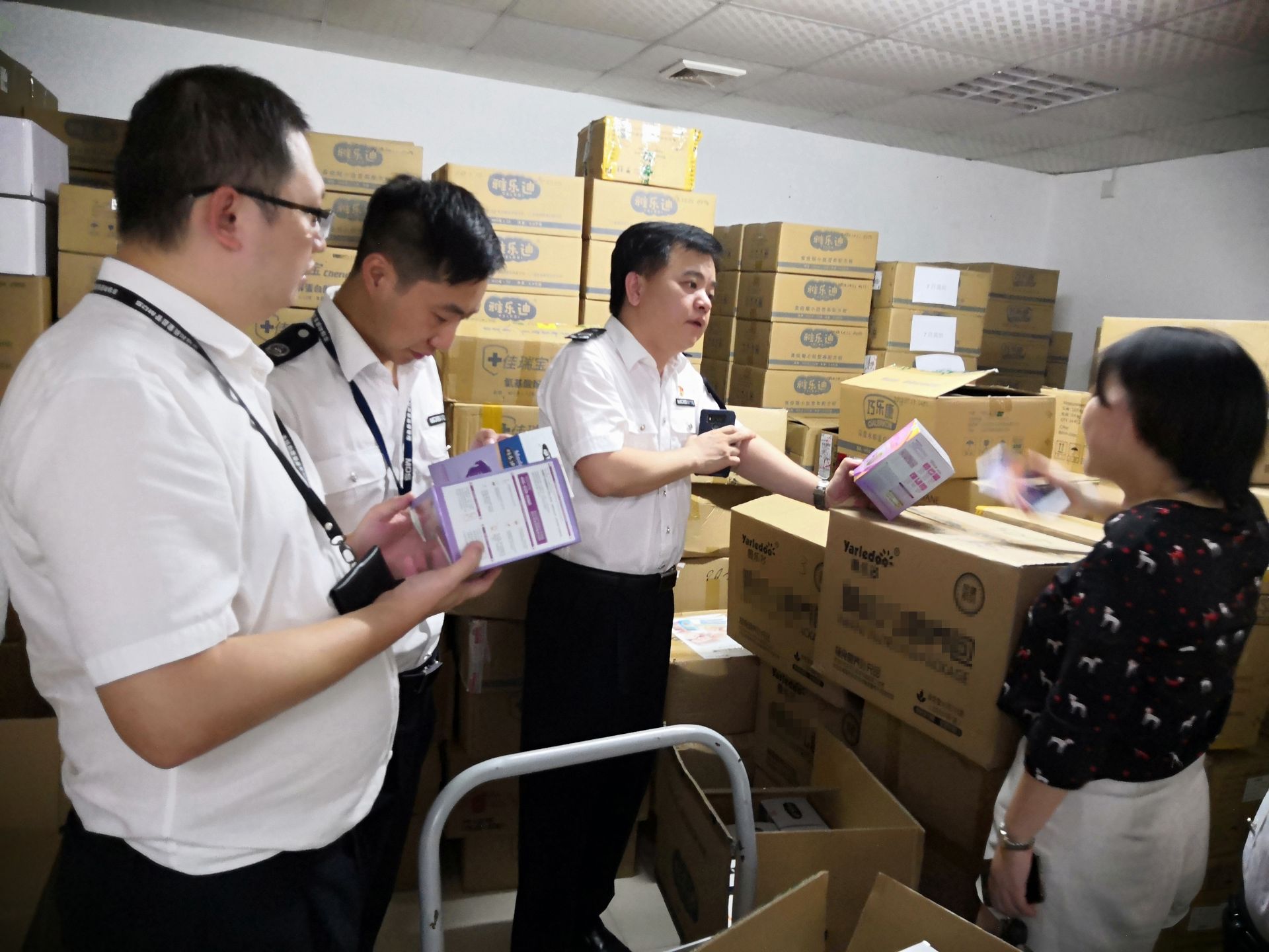 固体饮料却标示为宝宝配方粉宣传 市场监督管理局调查结果来了！