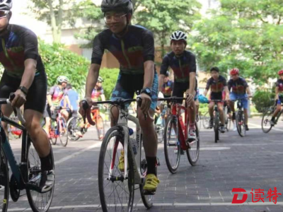 青少年体育自行车举行公益培训