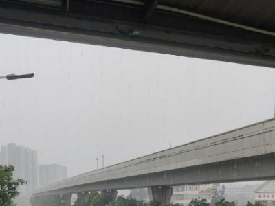 深圳又是一天西边日出东边雨！龙岗最大雨量将近65毫米