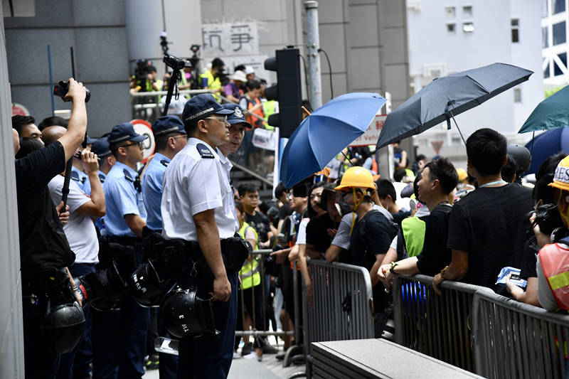 香港警方严厉谴责暴力示威活动 拘29人最小17岁