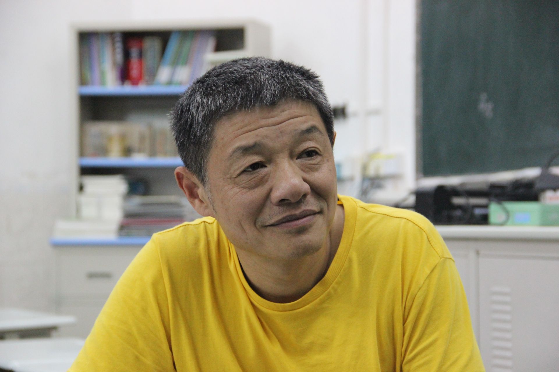 殷杰：努力探索最后三分之一学生的教育教学