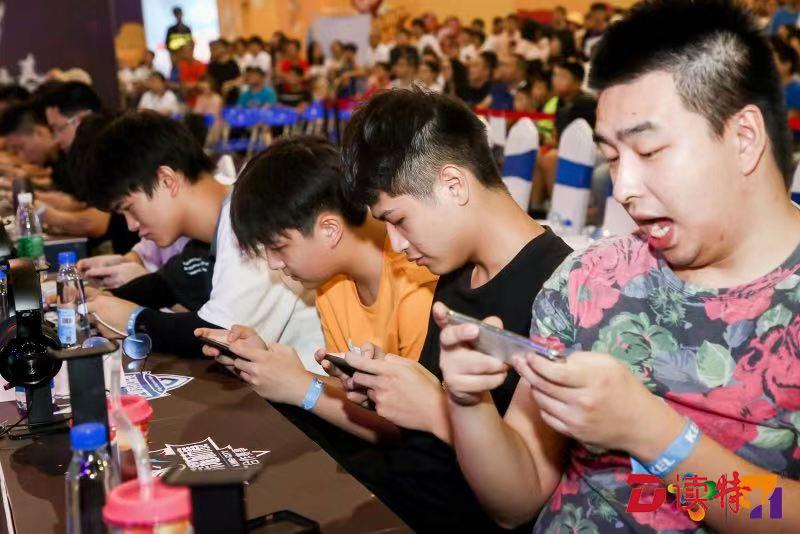 KEL企业对抗联赛亮相漫博会 32支企业队争霸