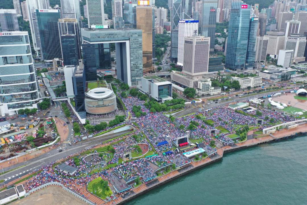 “对话总比对抗好”——访香港最大政团民建联主席李慧琼