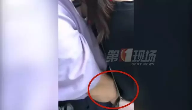 干得漂亮！公交色狼“耍流氓”，乘客霸气回怼！
