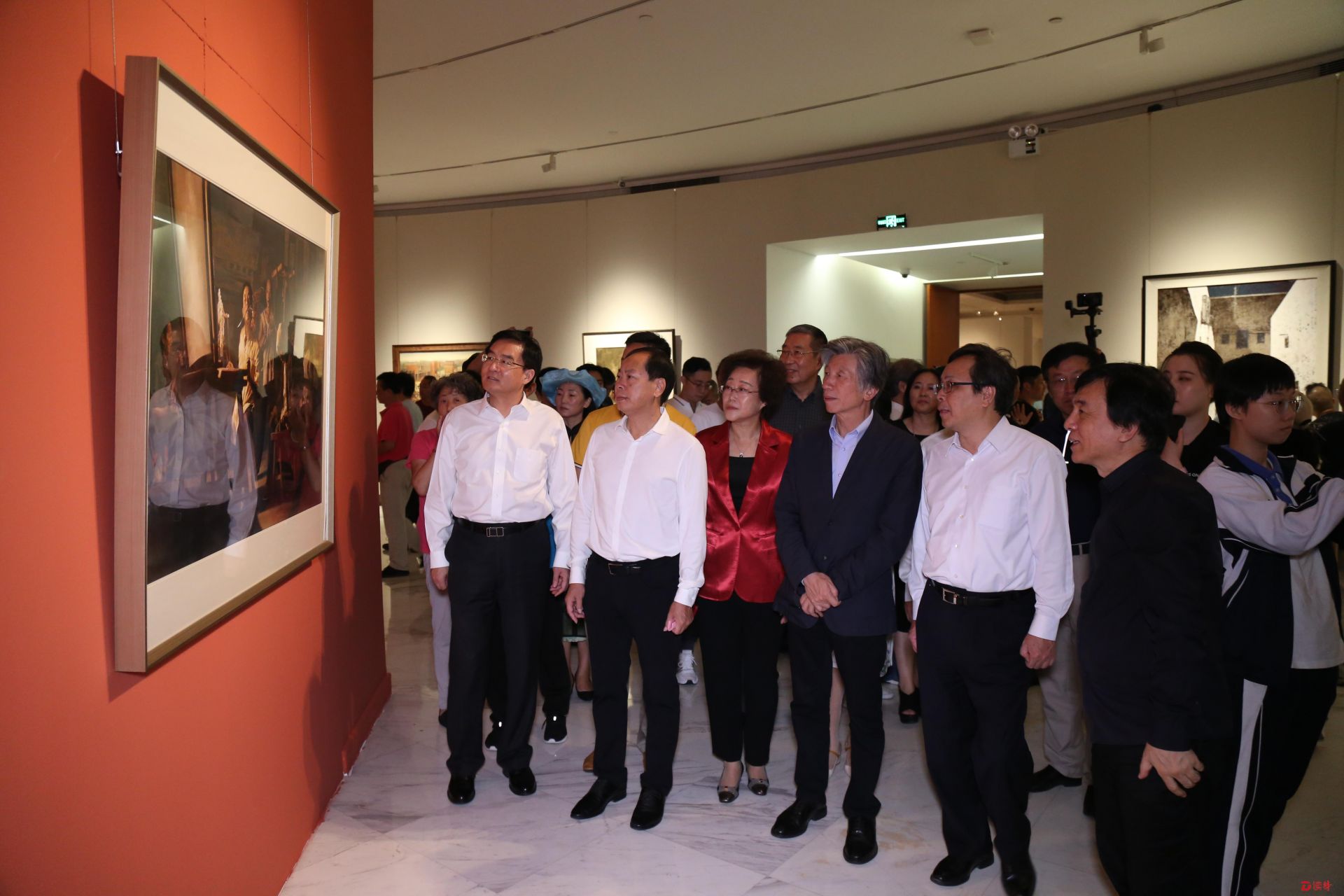 庆祝新中国成立70周年，第13届全国美展水彩·粉画展在深开幕