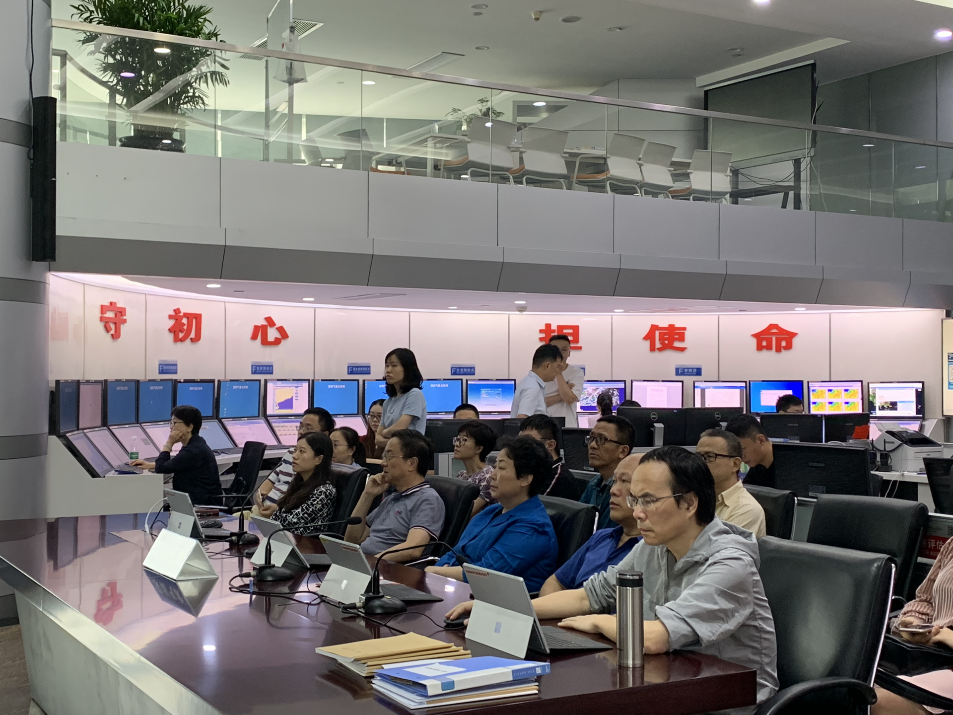 深圳气象人：打造有温度的气象服务