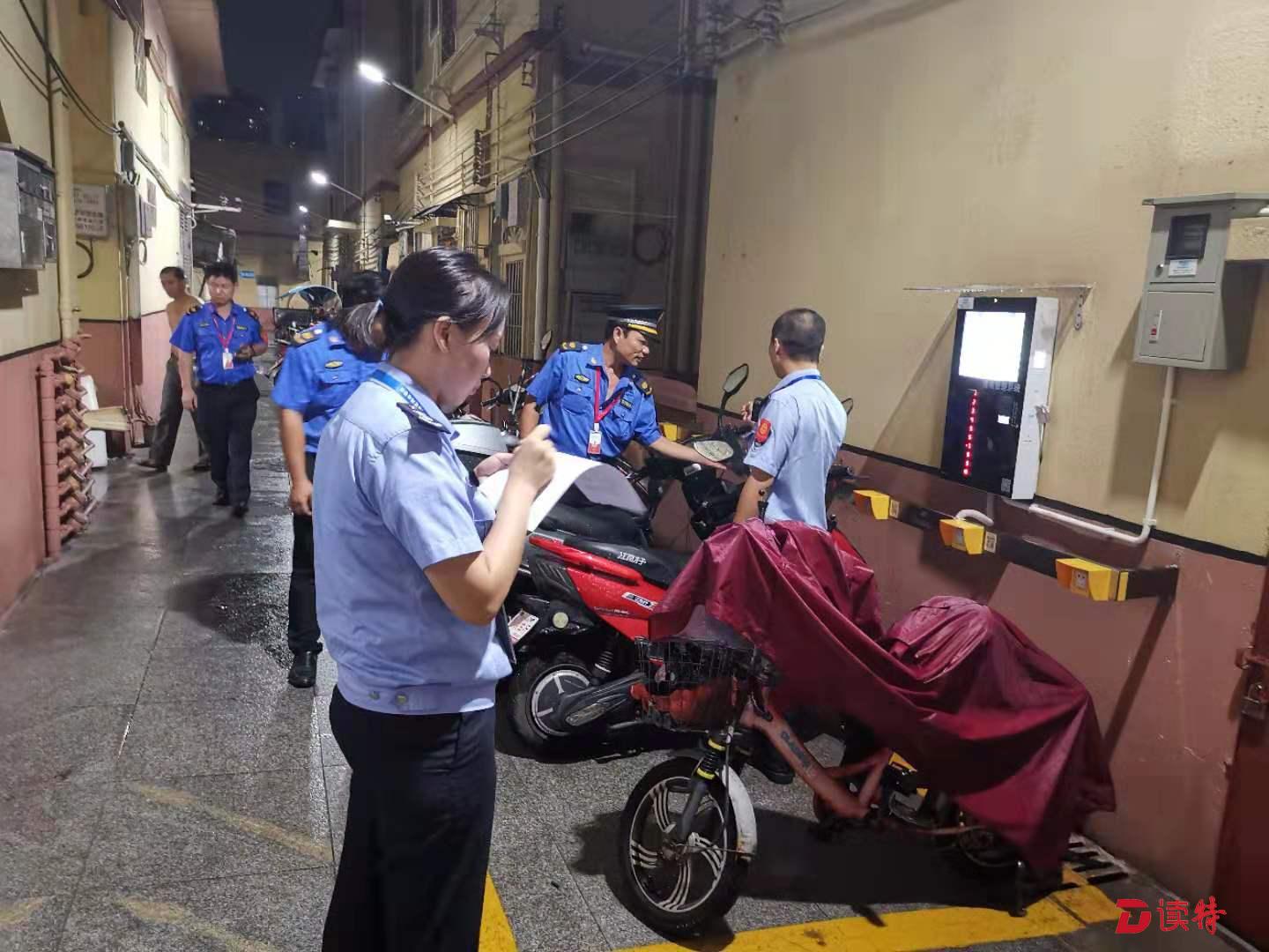 “三个严格”加强夜间巡逻！石家社区营造平安有序环境