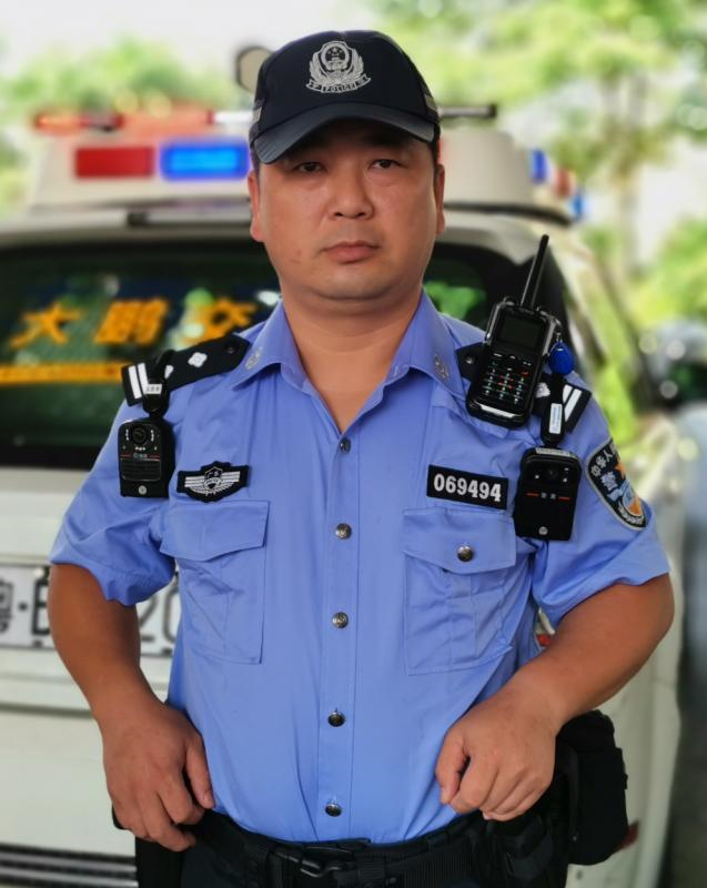 每日警星 | 杨国军：道路交通安全的守护者