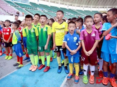 2019深圳市青少年足球精英联赛开幕