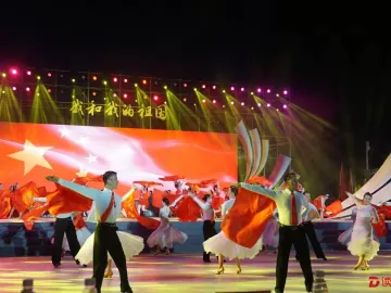 跳出我风采！“我和我的祖国”—— 文化新生活广场舞展演活动在顺德举办