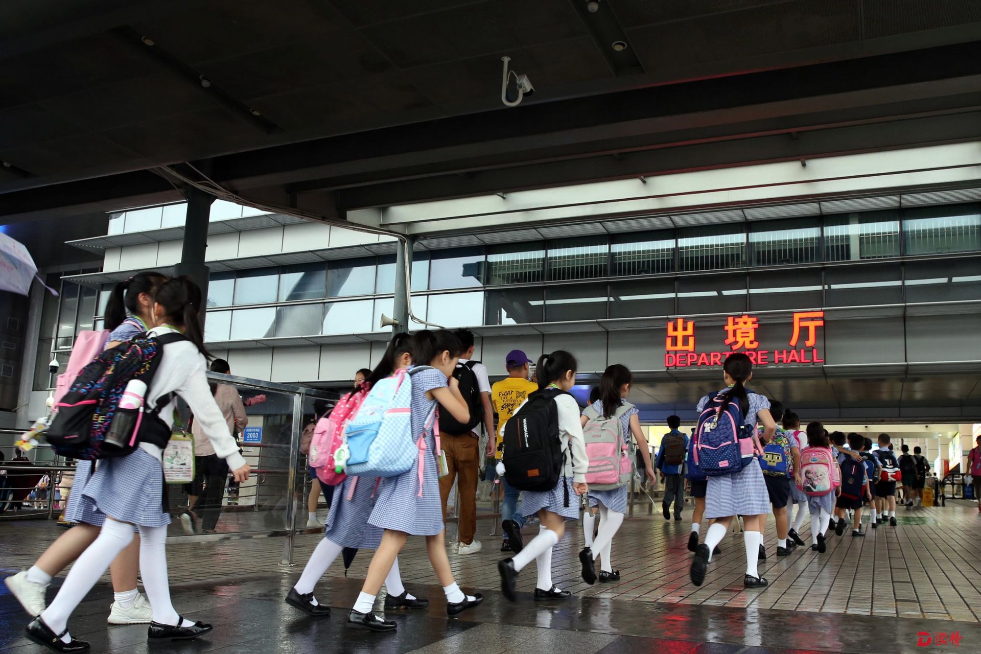 开学啦！深圳湾口岸确保深港跨境学童安全顺畅通关