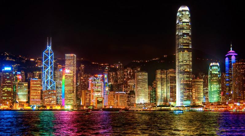 特评 | 珍惜香港这个家  