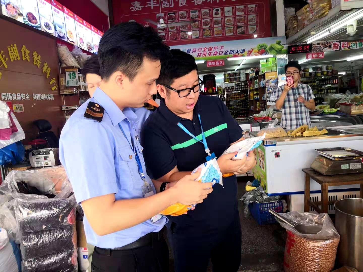 确保学生食品安全，东莞大朗实施“明厨亮灶”