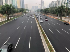 深圳加快建设国际综合交通枢纽，高峰期超60%市民搭乘公交出行