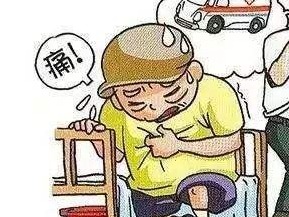 老人突发疾病房门紧锁！沙头角中队及时破门送医