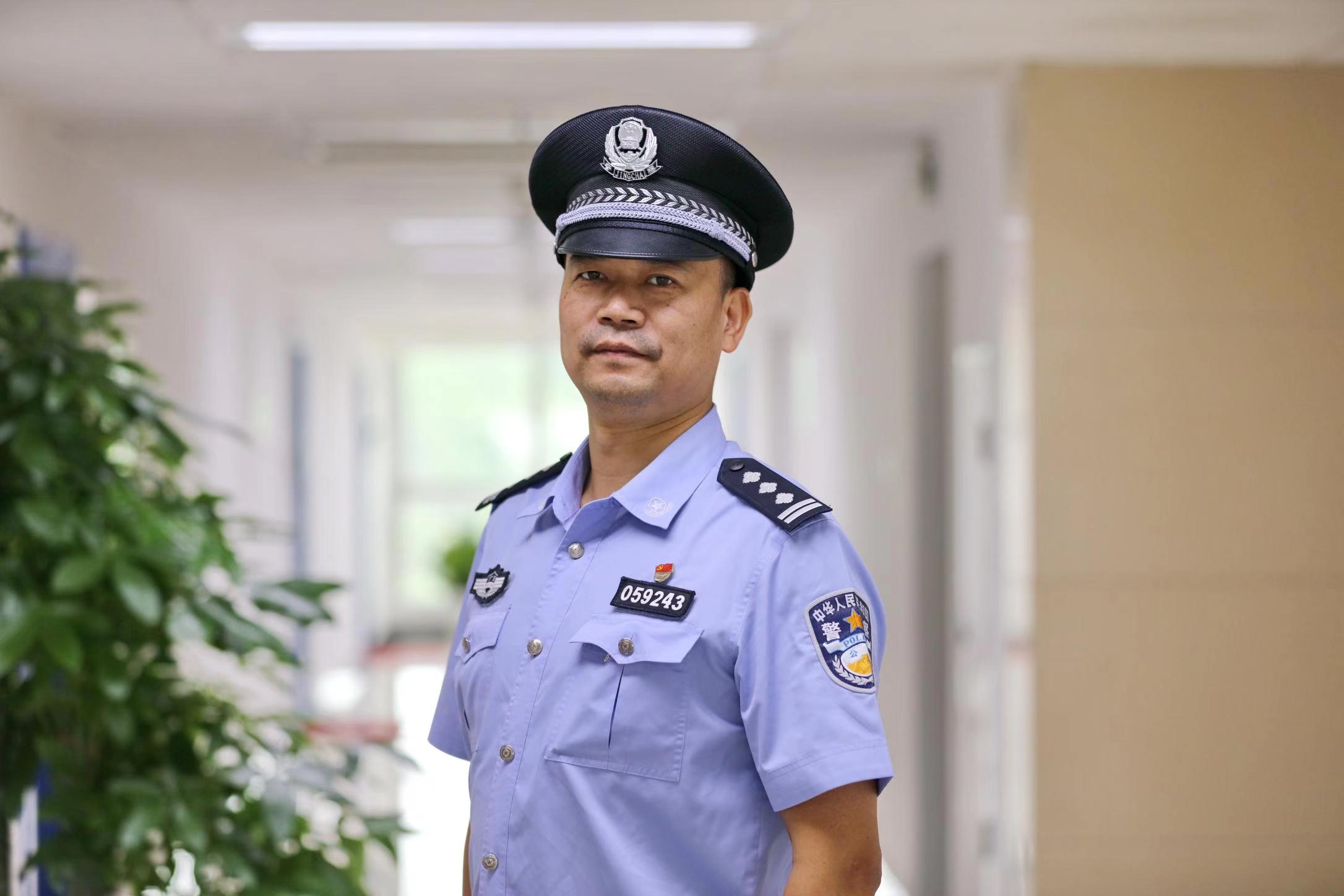 每日警星 | 黄志勇：当好案件侦办的好助手