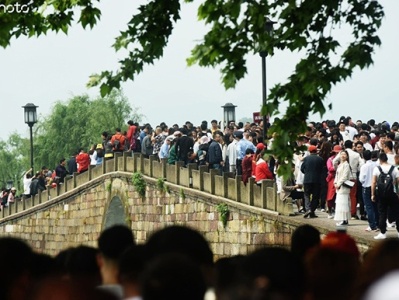 中华优秀传统文化活动引领节日主题 全省接待游客稳中有增