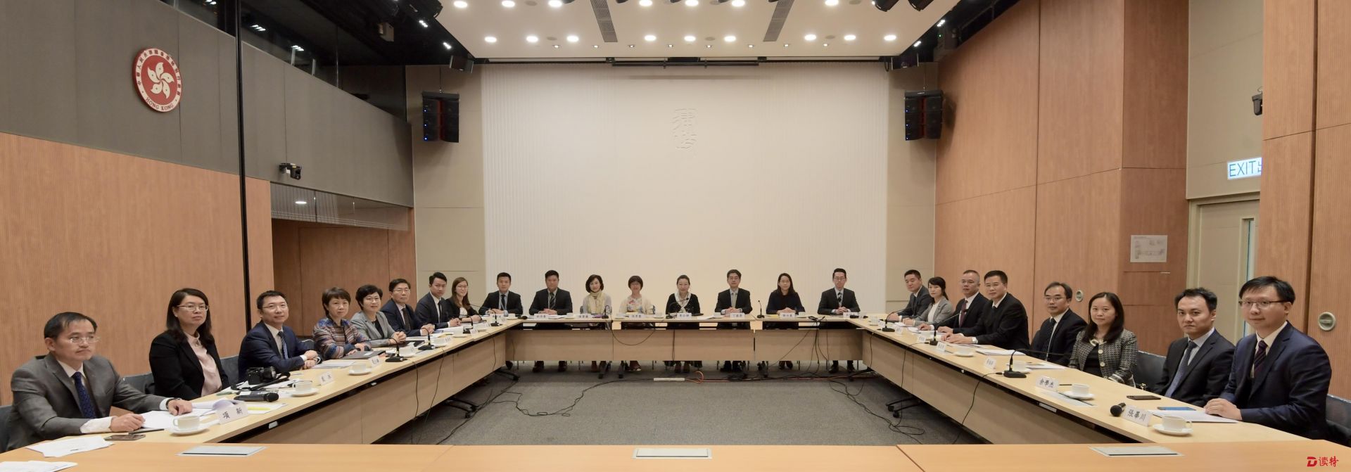 首次粤港澳大湾区法律部门联席会议在港举行