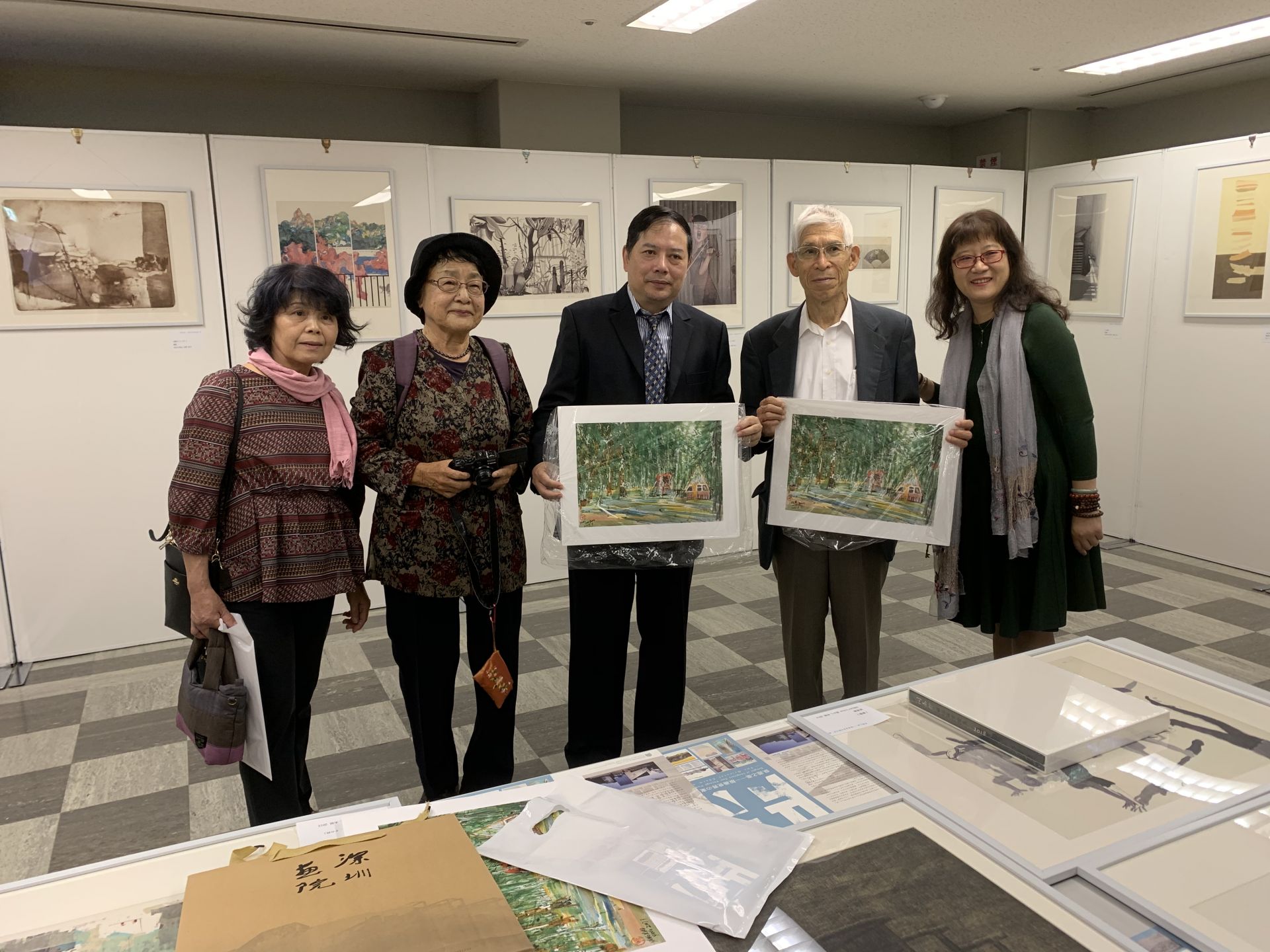 以艺术作品为载体推广中国文化！深圳画院版画藏品赴日本仓敷举办交流展