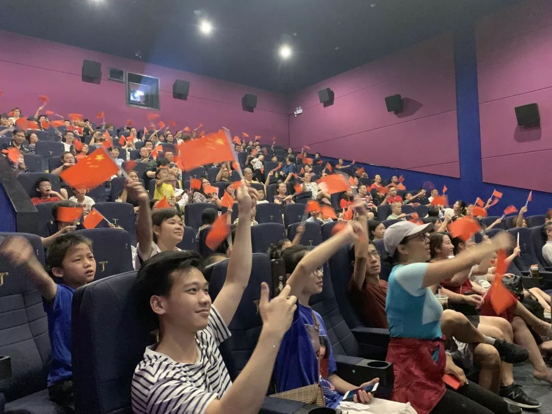 在影院看阅兵直播，是种怎样的体验？