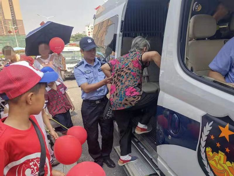 国庆假期老人、小孩走失多发，民警提醒：要看护好家人