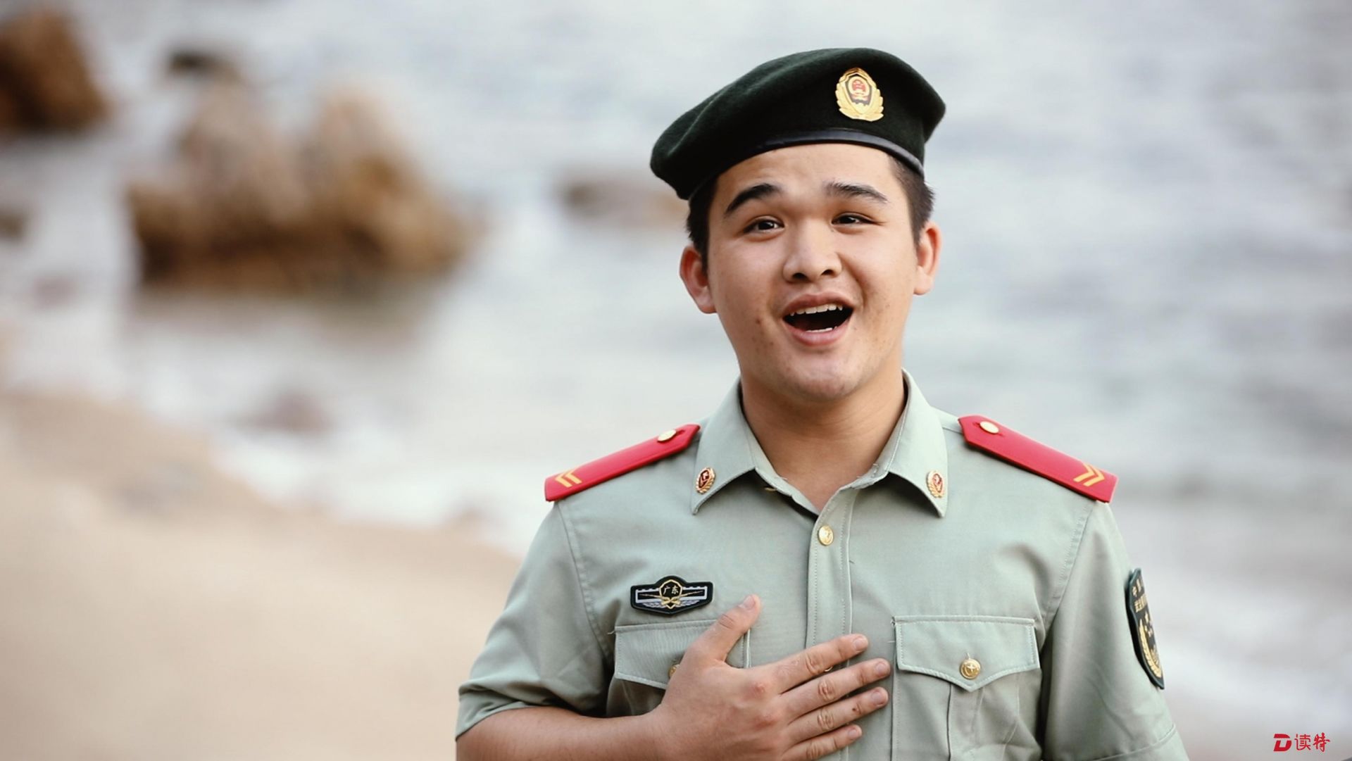 因为一首歌，深圳武警战士这个国庆节成了“网红”！