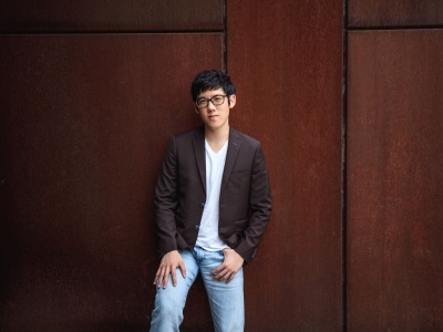 本周六，新生代钢琴家张昊辰开启音乐“对话”为深圳音乐厅庆生