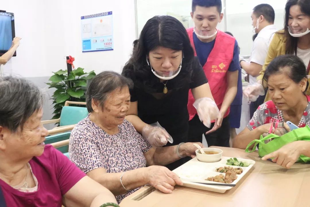 罗湖长者助餐服务全面启动！陆续建成10家长者饭堂