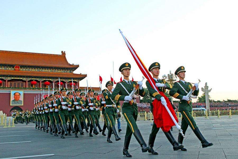 庆祝中华人民共和国成立70周年大会 引发深圳各界热烈反响 