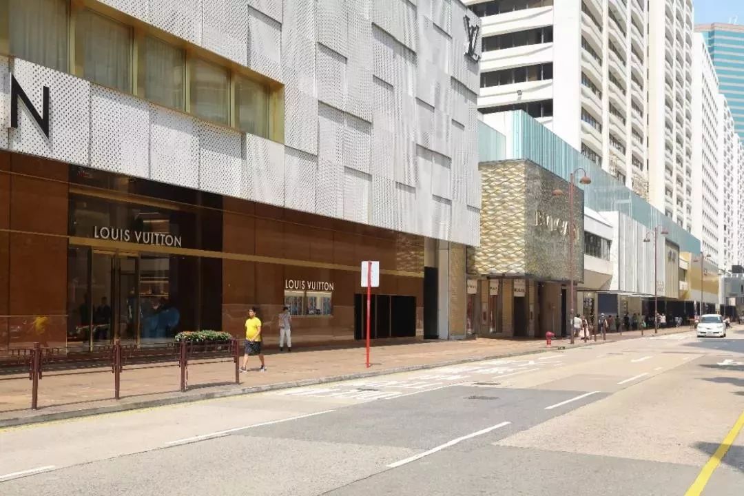 黄金周经济“逆势”大跌，香港真的被暴徒玩残了