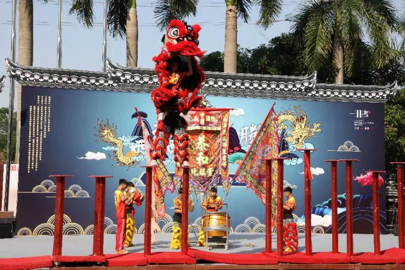 十支舞龙队各显神通！龙岗举行首届舞龙灯文化交流展演
