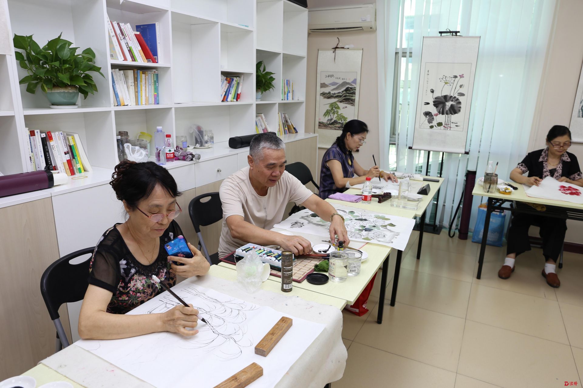 “孝老爱亲、向上向善”坪山街道老年大学阶段成果展举行