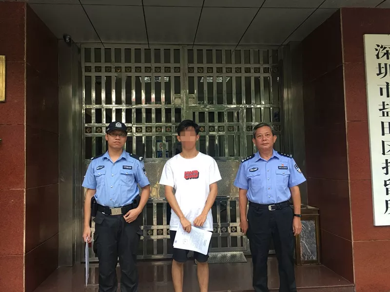 宵夜没去吃成，却被送进拘留所？还是一名在校大学生