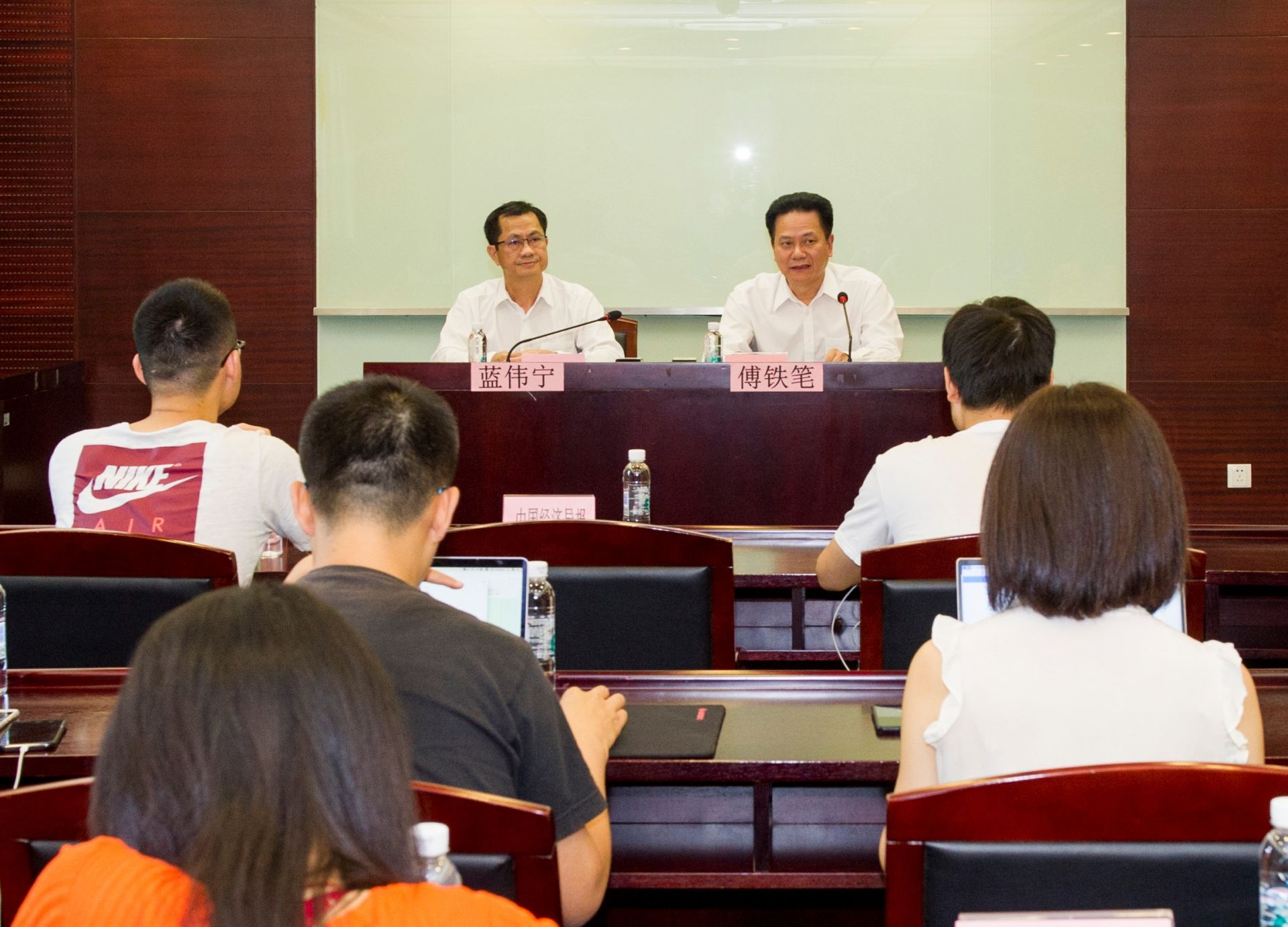 查罚！取缔！广东整治食品安全问题联合行动初战告捷
